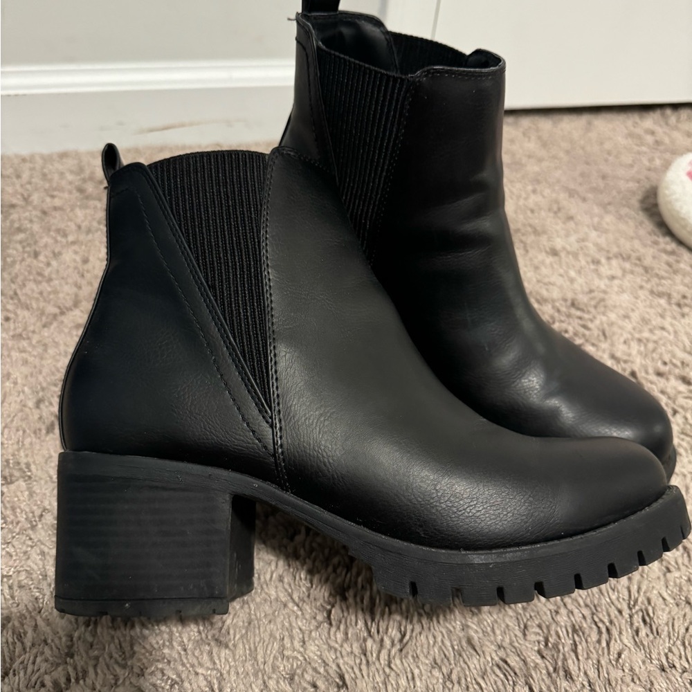 Mia Jody Chelsea Boot